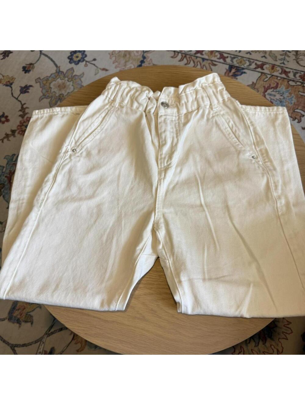 ZARA Off-White High Rise Elastic Waist Jeans